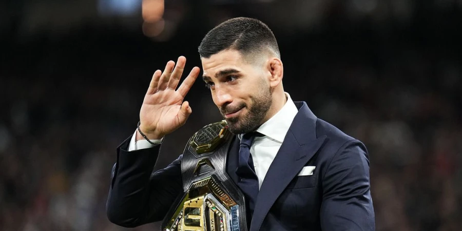 Непобежденный файтер UFC высказался о чемпионском мега-ппоединке