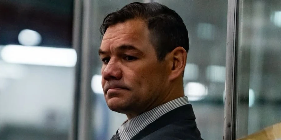 Грэттон играл за Барыс в двух сезонах