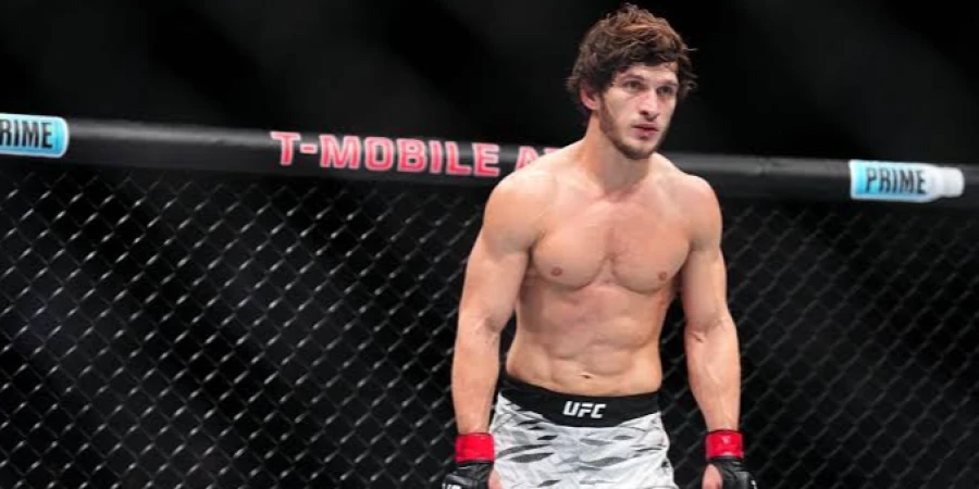 Евлоев не испугался чемпиона UFC перед главным боем