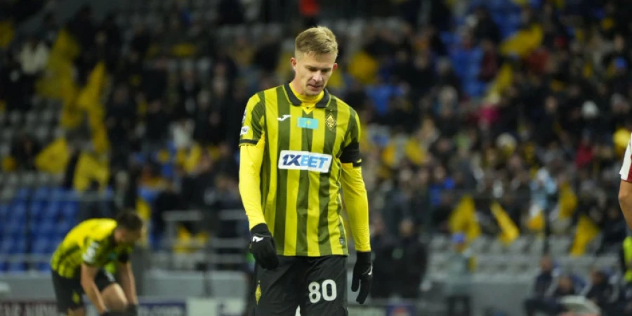 «Кайрат» теряет защитника, Сорокин подписал контракт в Китае