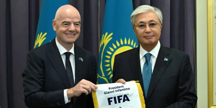 Қасым-Жомарт Тоқаев FIFA президенті Джанни Инфантиноны қабылдады