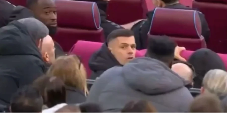 Гранит Джака чуть не устроил мордобой с болельщиками