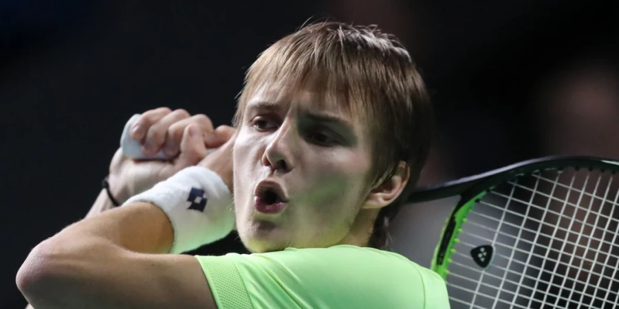 Александр Бублик принял решение сняться с турнира категории ATP-500 в Лондоне