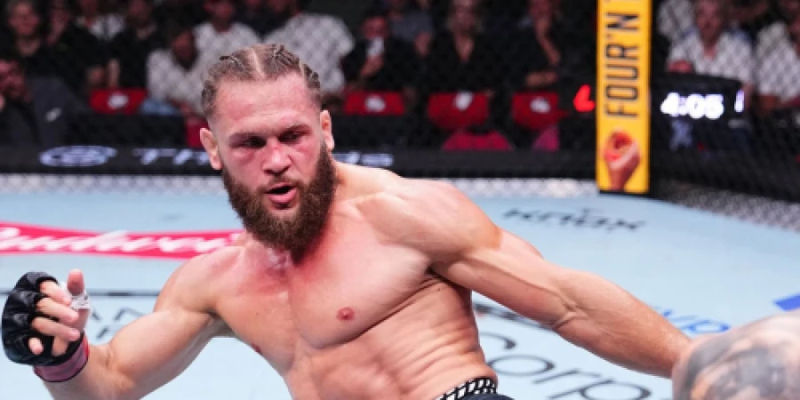 Қазақстан тумасы UFC 325 турнирінде нокаутпен жеңілді