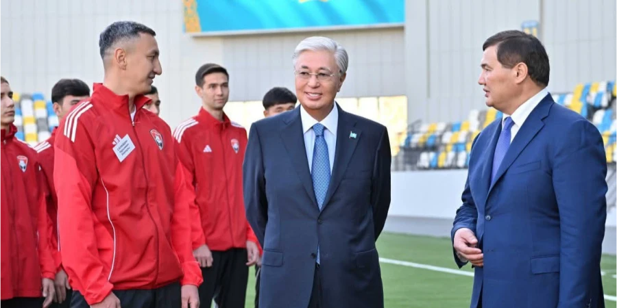 Токаев удивил визитом в клуб из нижней части таблицы КПЛ