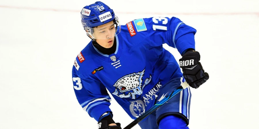 Казахский талант из «Барыса» удивляет прогрессом в КХЛ