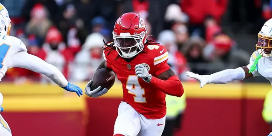 Звезда НФЛ ушел от ответа, когда его прямо спросили о насилии