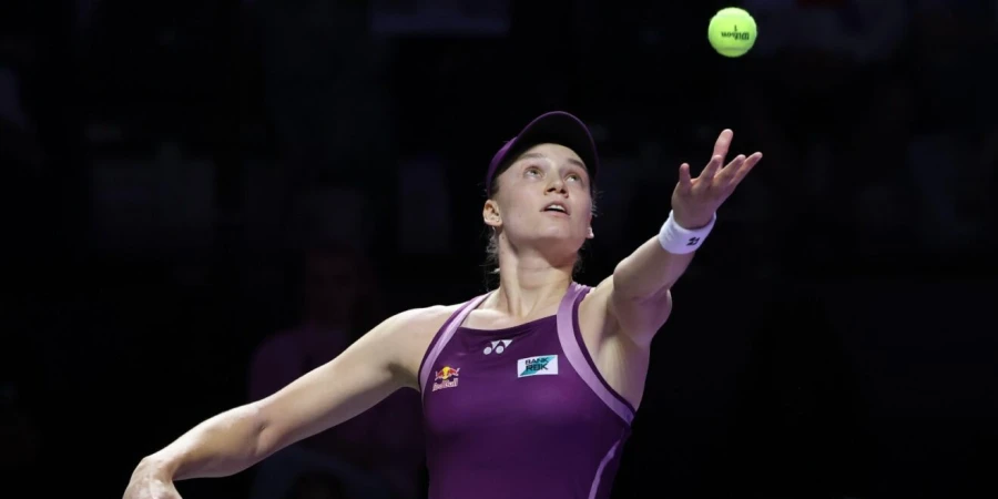 Прямая трансляция матча Елены Рыбакиной - Арины Соболенко в финале Итогового турнира WTA