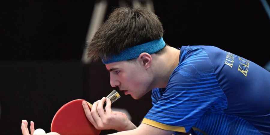 Молодой казахстанец завоевал две медали на турнире по настольному теннису в Катаре