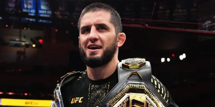 «Идеальный план»: тренер Маддалены признал Махачева лучшим в истории