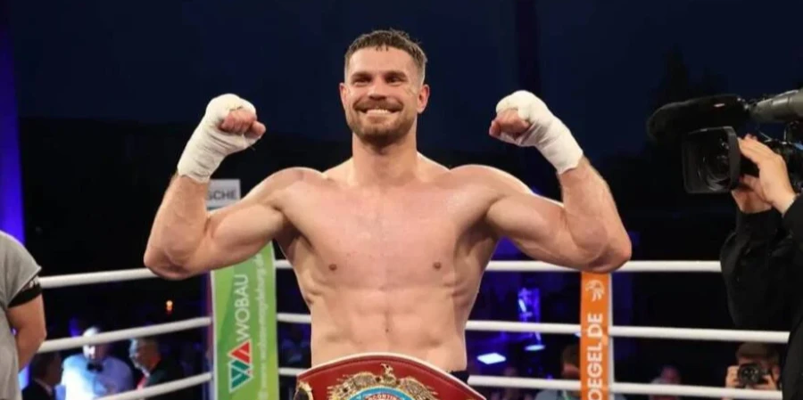Қазақстандық боксшы WBA рейтингінде үздік ондыққа енді