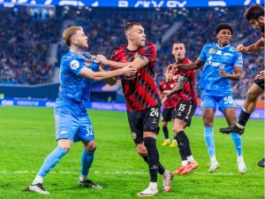 «Акрон» — «Зенит»: старт второй трети турнирной дистанции чемпионата России