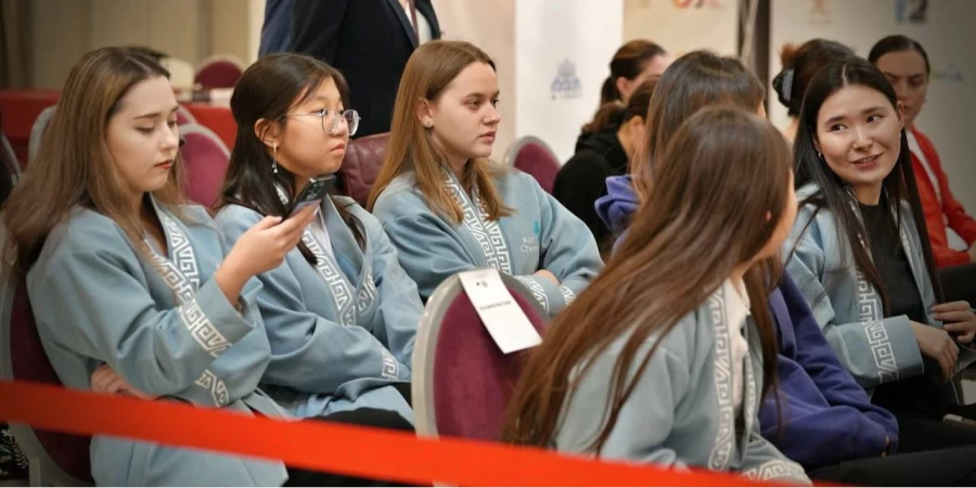 Шахматтан әлем чемпионаты: Қазақстан әйелдер құрамасы үздік үштікке енбеді