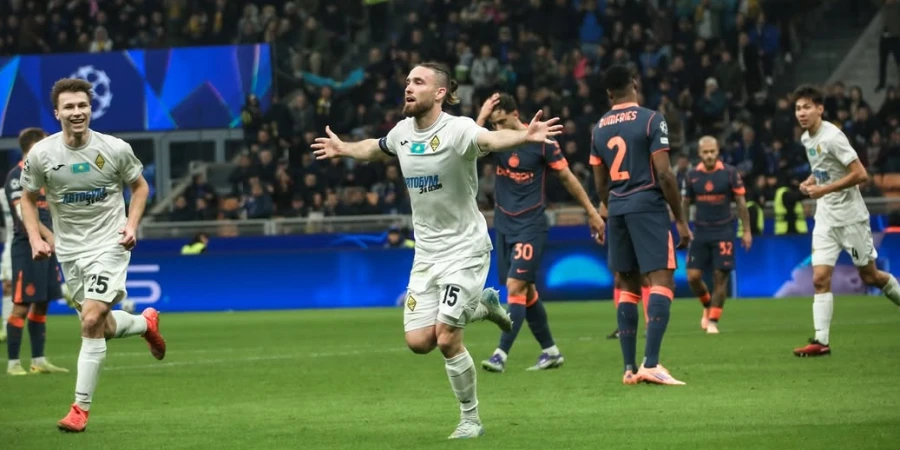 Кайрат первым поразил ворота Интера в ЛЧ-2025/2026