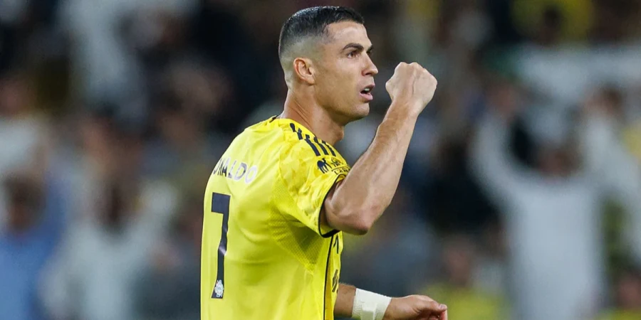 Криштиану Роналду после сауны продемонстрировал рельефный пресс