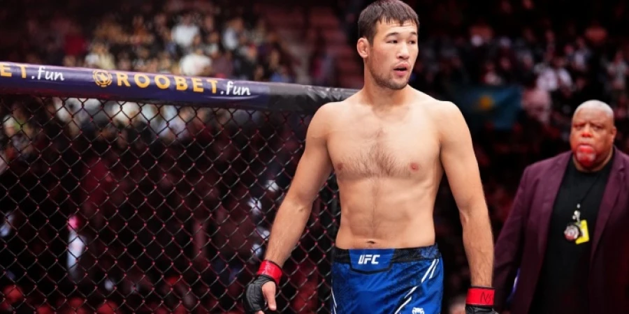 Видео: Рахмонов появился на костылях после травмы