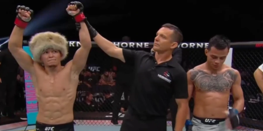 У Асу Алмабаева в UFC уже пять побед в шести поединках