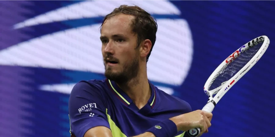 US Open: Ресейлік Даниил Медведев жарыс жолынан шығып қалды