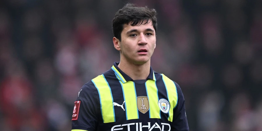 Узбекский футболист стал самым быстрым защитником в текущей Лиге чемпионов