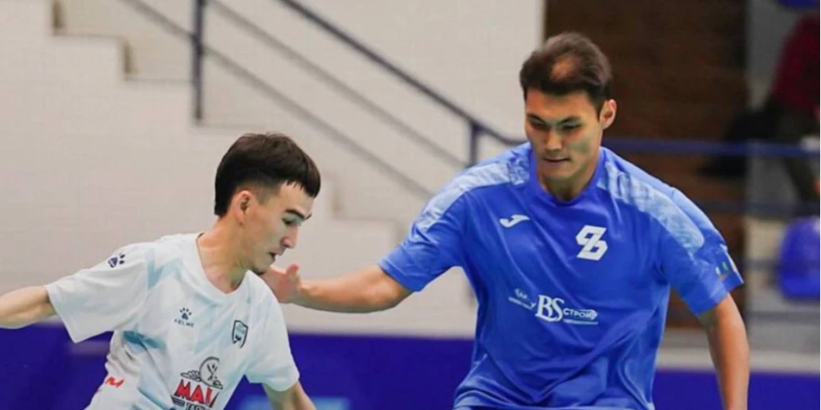 Нұралы Әліп футзалда бақ сынады