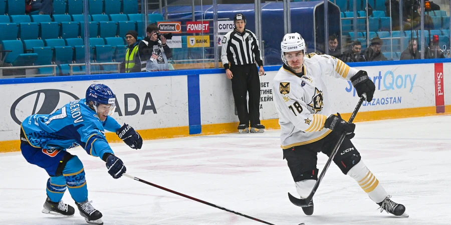 «Барыс» в поисках победы: осторожная игра против «Адмирала» с интригой