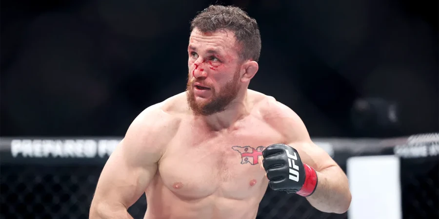 Экс-чемпиону UFC Двалишвили сломали нос в двух местах во время спарринга