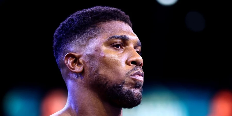 Нокаутировавший блогера британец Джошуа  поблагодарил фанатов за поддержку