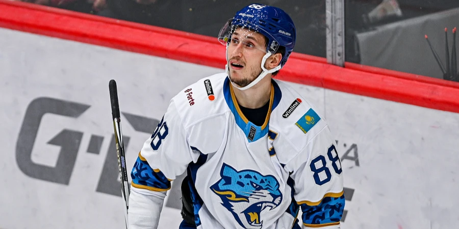 Дамир Жафяров провел юбилейный матч в КХЛ