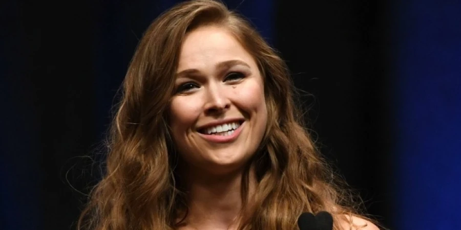 Дерзкое заявление Ронды Роузи после подписания в MVP