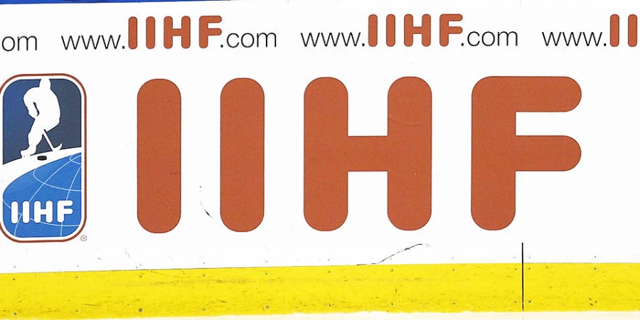 IIHF перенесла чемпионаты мира по хоккею в Кувейте и ОАЭ из‑за ситуации в регионе