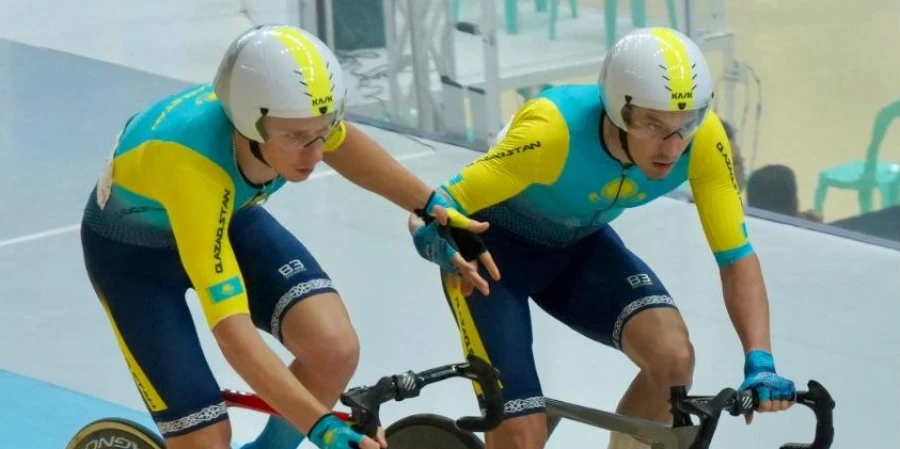 Дінмұхаметов пен Карабутов жүлдегер атанды