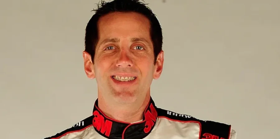 Дом погибшей легенды NASCAR обчистили после трагической авиакатастрофы