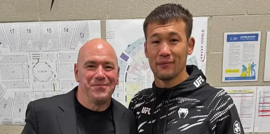 Шавкат Рахмонов оказался в борьбе за пояс UFC в очень сложной ситуации