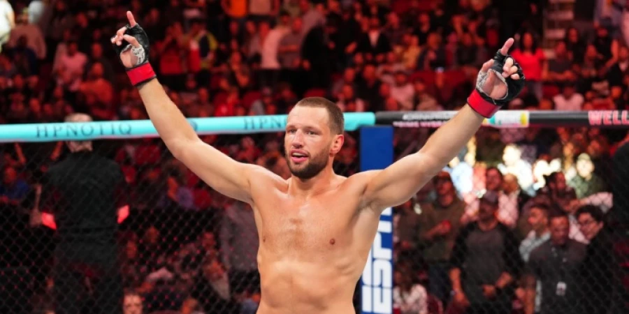 Де Риддер объяснил поражение Аллену последствиями травмы