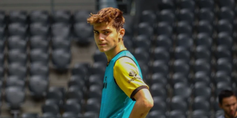 Юный форвард из Казахстана привлекается к тренировкам с топ-клубом Испании