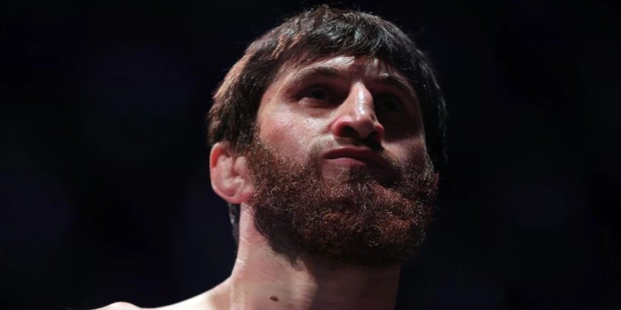 Чемпион UFC Анкалаев вспомнил о своем проигрыше