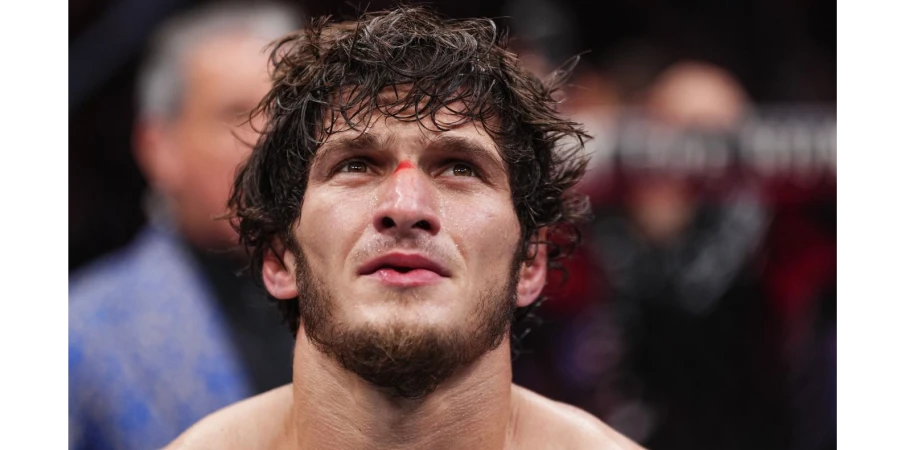 Назвавший казахов «родными» боец UFC рассказал, когда планирует вернуться в октагон