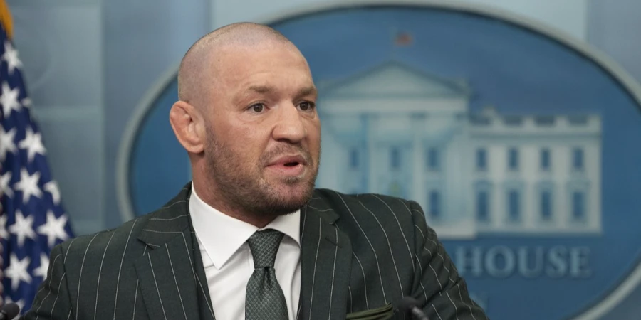 Турнир UFC у Белого дома: Макгрегор сообщил о подписании контракта