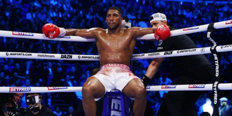 Джошуа попал в ДТП из-за лопнувшей шины — полиция Нигерии