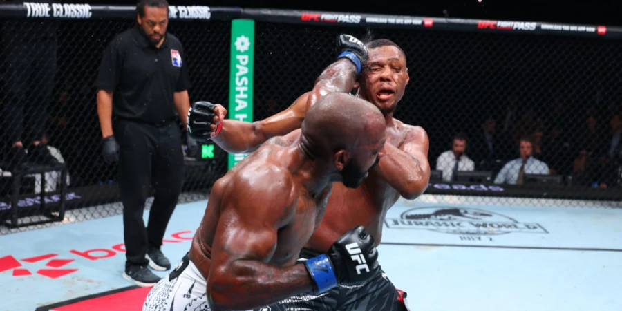 Видео полного боя Джамал Хилл — Халил Раунтри на турнире UFC в Баку