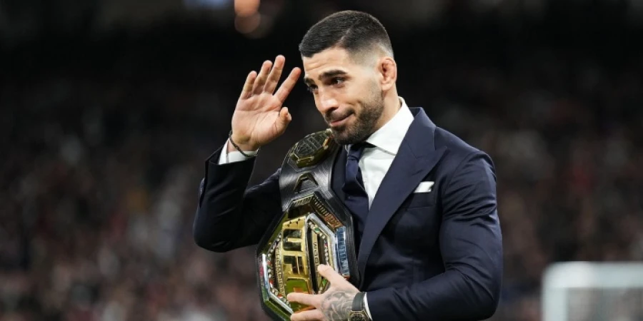 Чемпион UFC Илия Топурия нацелился на бой с Арманом Царукяном
