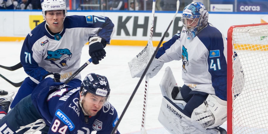 «Барыс» остался без звезд матча