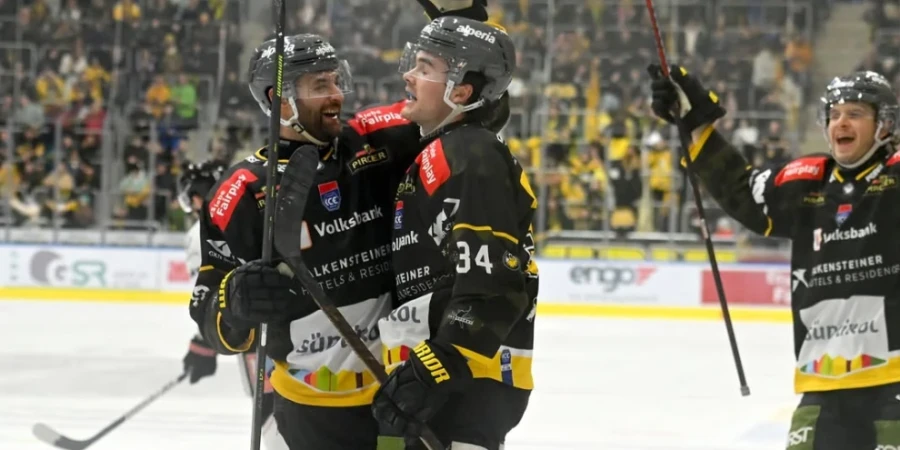 Команда экс-хоккеиста «барсов» одержала разгромную победу