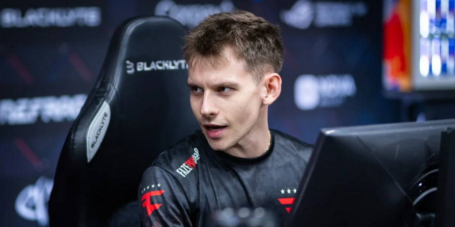 Frozen высказался об уходе karrigan из FaZe