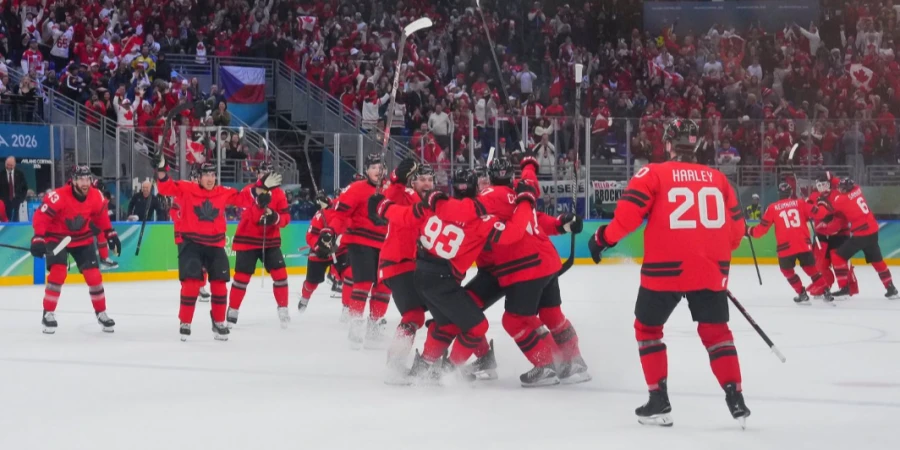 Фавориты одержали трудные победы