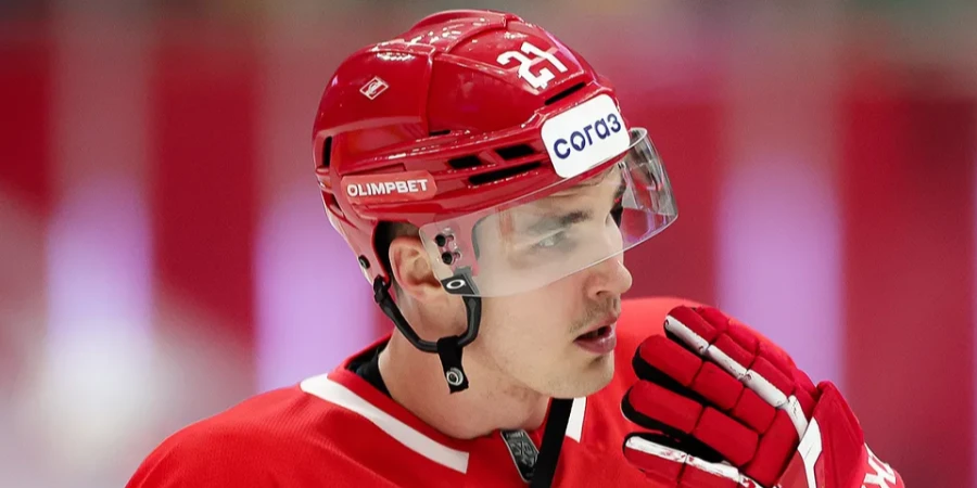 «Спартак» объявил о расторжении контракта с Адамом Ружичкой