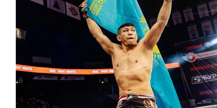 Скандальный казахстанский боец проведет поединок по боевому джиу-джитсу в Москве