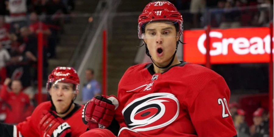 НХЛ. Каролина Харрикейнз — Монреаль Канадиенс. «Ураганы» vs «Хабс». Прямая трансляция