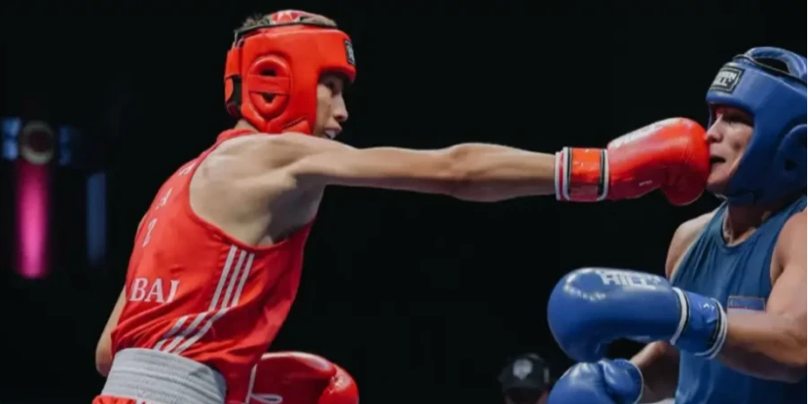 Казахстанский боксер досрочно пробился в финал молодежного чемпионата Азии