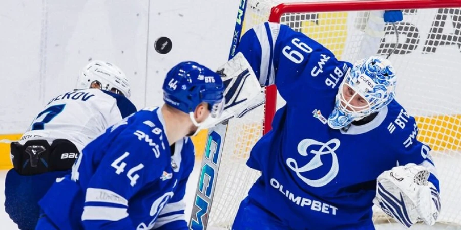 Барыс выиграл два подряд матча на выезде